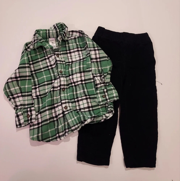 Carter's Boys' 2-Piece Long Sleeve Top and Pants Set in Size 2T - Picture 2 of 9